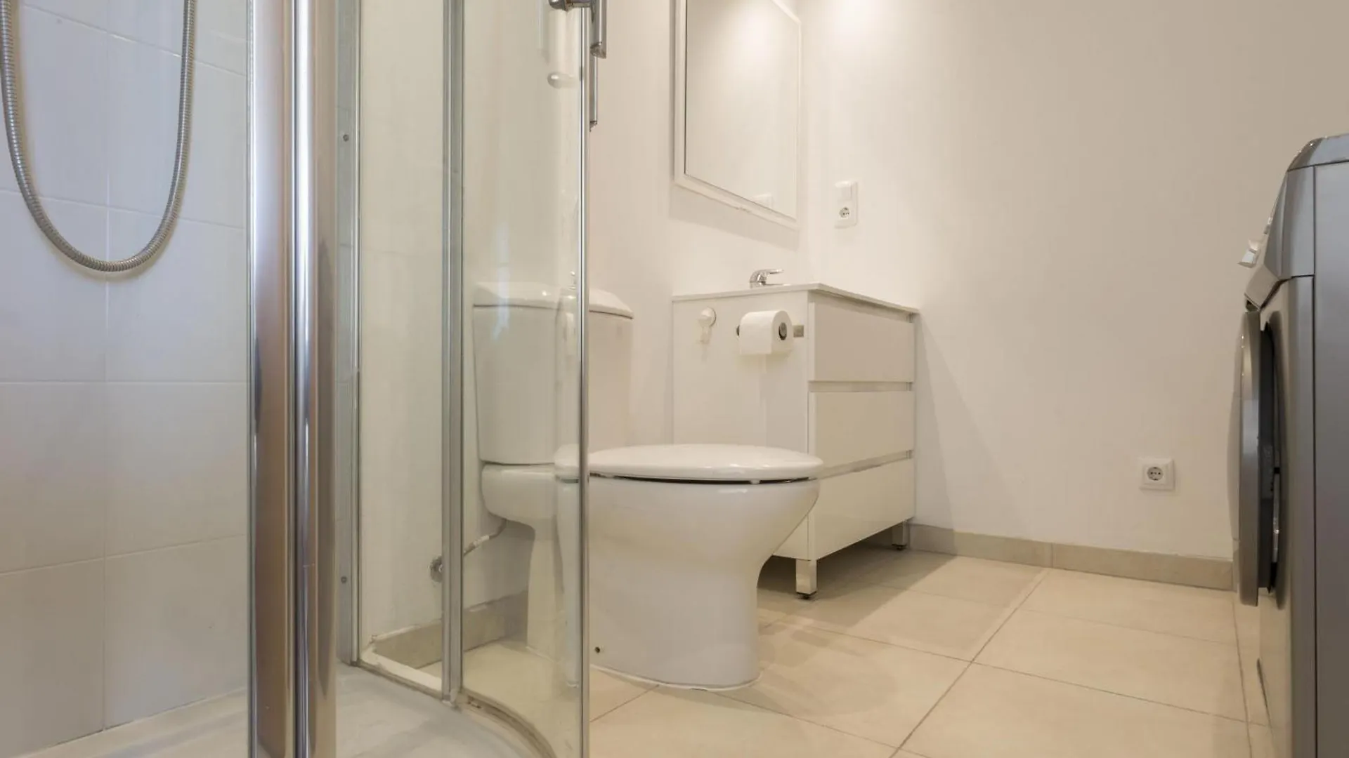 Apartamento A 30M De La Playa De Riells, Para 4 Personas, Con Terraza Y Parking. - Es-325-14 Torroella De Montgri 0*,